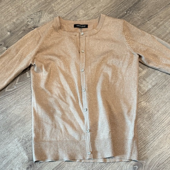 Cardigan - Picture 2 of 5